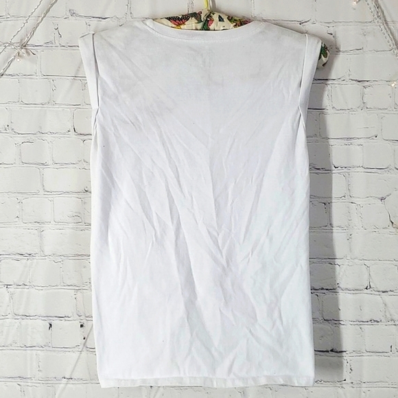 Netflix Stranger Things Scoops Ahoy Ice Cream Parlor White Tie Front Shirt Sz S - Picture 12 of 17